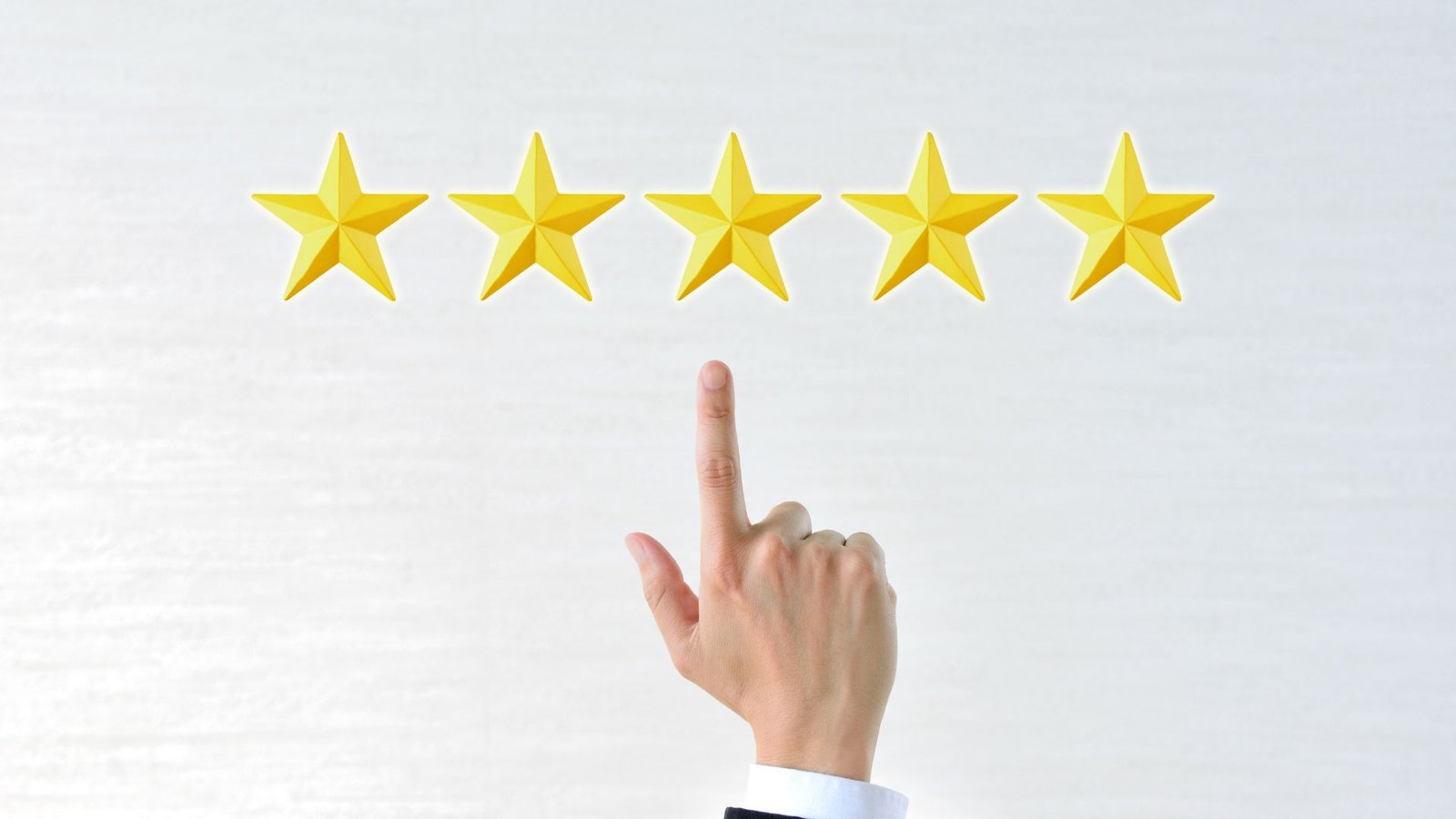 Descubra como avaliações online podem transformar a imagem da sua marca e atrair novos clientes. Aproveite o poder do feedback!