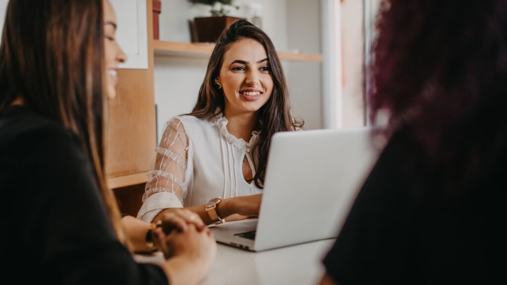 Descubra como avaliações de clientes podem impulsionar suas vendas em períodos sazonais e aumentar sua reputação online. Aproveite ao máximo!